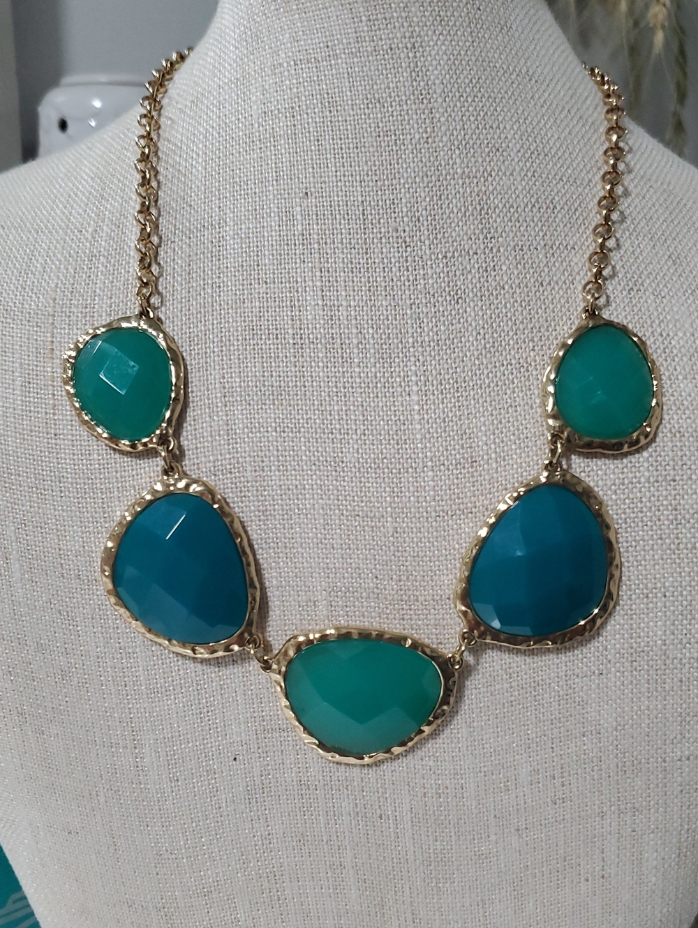 Gold-Trim Teardrop Statement Necklace in Teal and Aqua